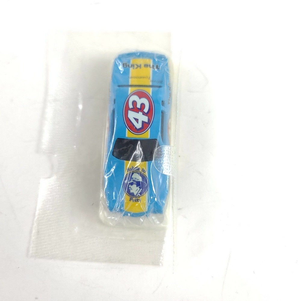 Hot Wheels Salute To #43 Richard Petty '84 Pontiac Grand Prix The King 2003